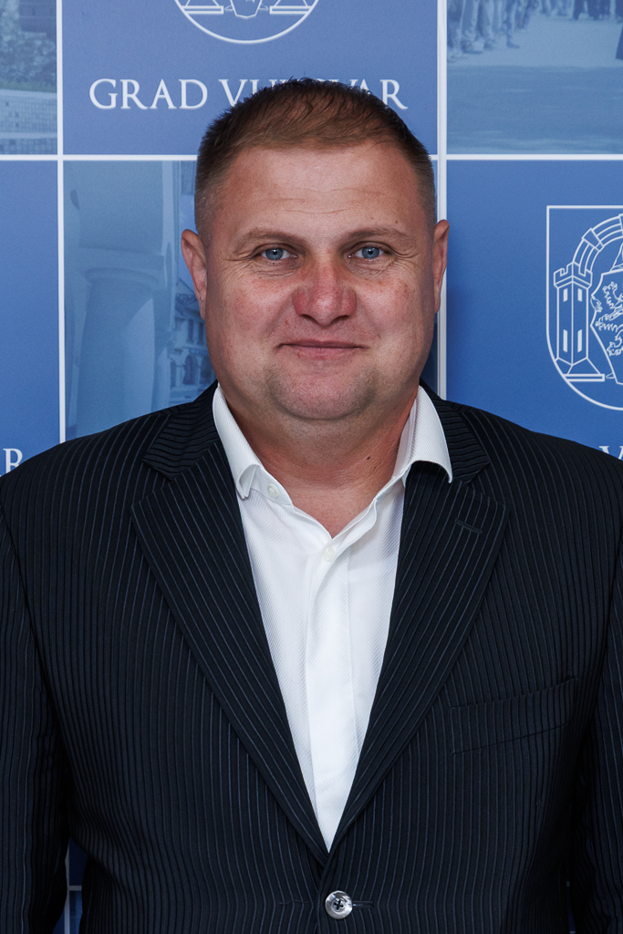 DARIO ĐUKIĆ